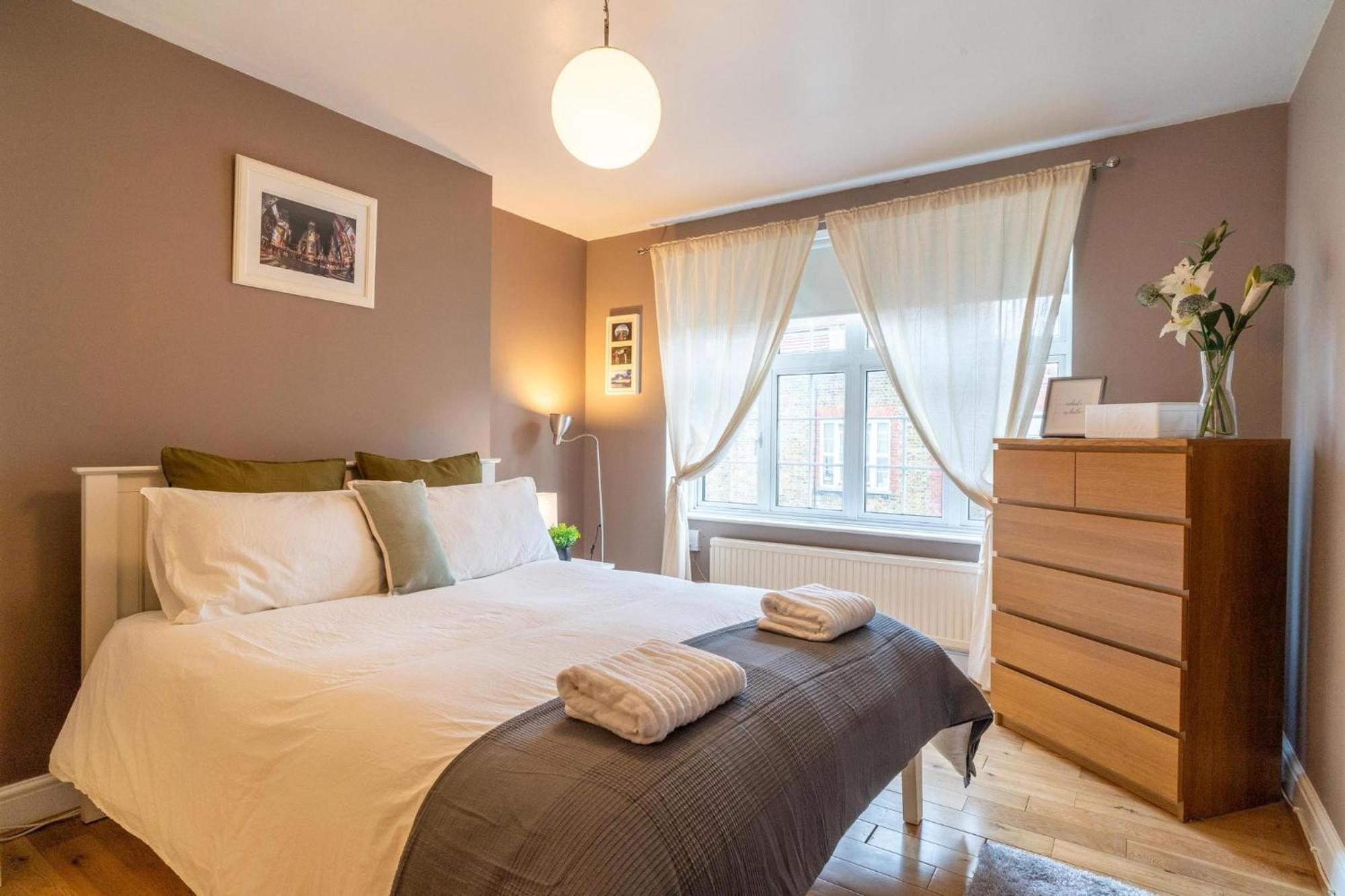 Apartament Location! 2 Bed/2Bath - Pro Host Londyn Zewnętrze zdjęcie